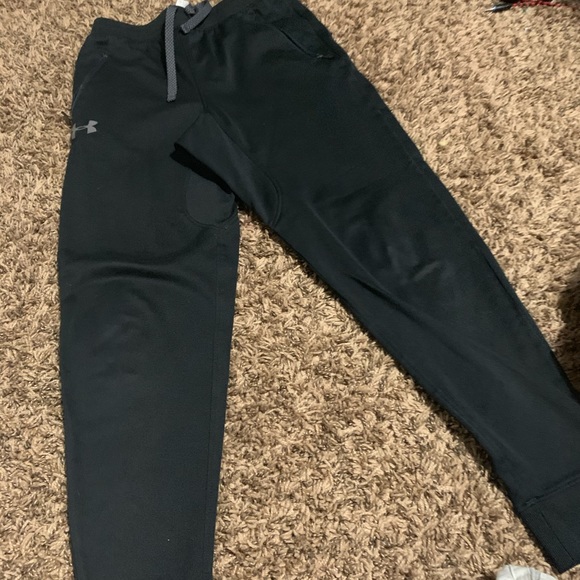 Under Armour boys medium jogger - Picture 11 of 13